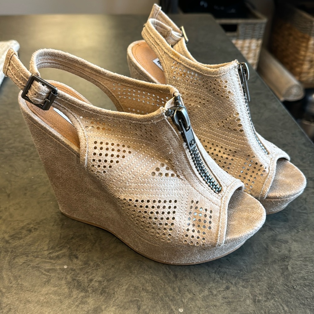 Not Rated Wedge Sandals 7.5